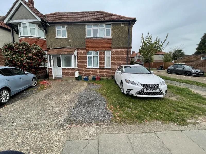 Parking On Cranford Lane Tw5