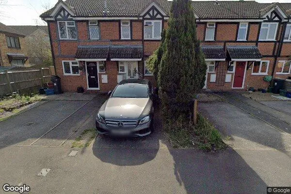 Parking On Briarwood Close Tw13