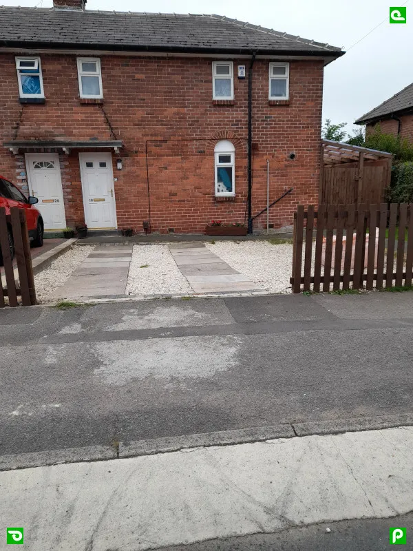 Parking On Fairfield Street Ls13