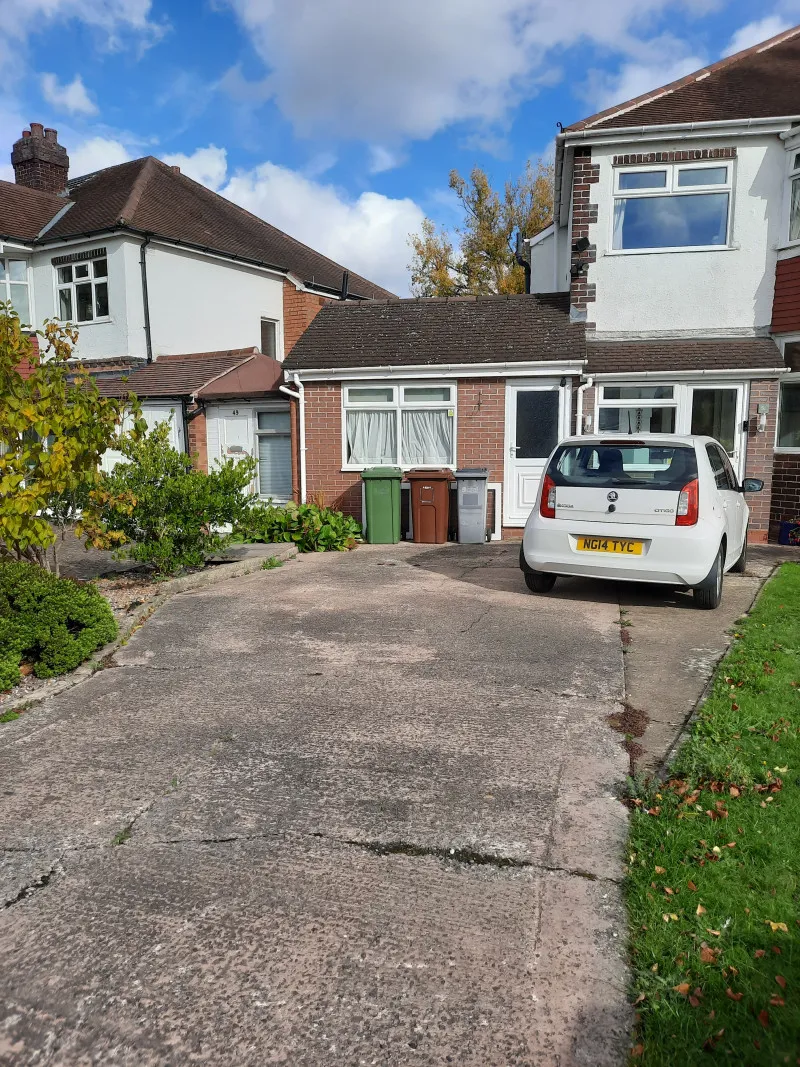 Parking On Reservoir Road B92